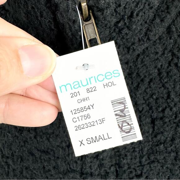 NWT Maurices Black Buffalo Plaid Sherpa Block Full Zip Vest Black/White Size XS - Picture 7 of 13